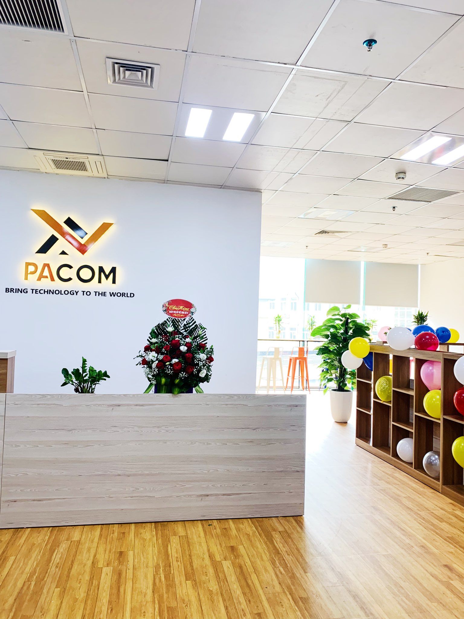 Pacom Office